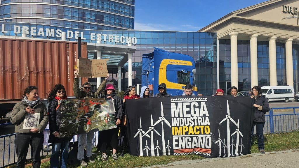 Protest in Magallanes, Chile, during the IDB Annual Meeting in March 2025. Credit: Cerro Sombrero-Punta Arenas Protest in Magallanes, Chile, during the IDB Annual Meeting in March 2025. Credit: Cerro Sombrero-Punta Arenas
